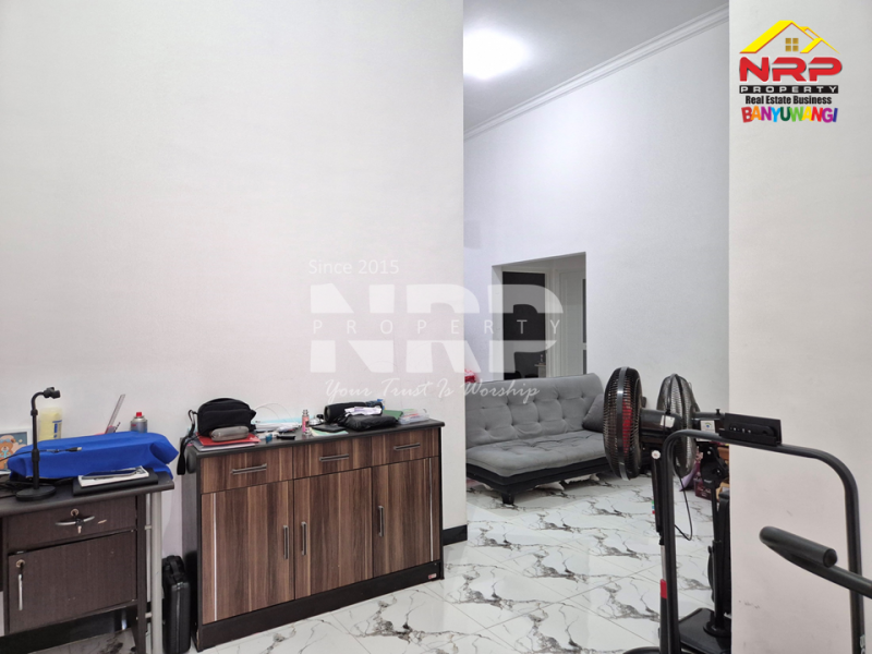 Dijual Rumah Minimalis di Mendut Regency - Banyuwangi   Dijual Rumah Minimalis di Mendut Regency - Banyuwangi   Dijual Rumah Minimalis di Mendut Regency - Banyuwangi&nbsp;&nbsp;
Lingkungan perumahan aman, tenang, dan akses mudah kemana-mana.&nbsp;
Perumahan di pusat NRP BANYUWANGI