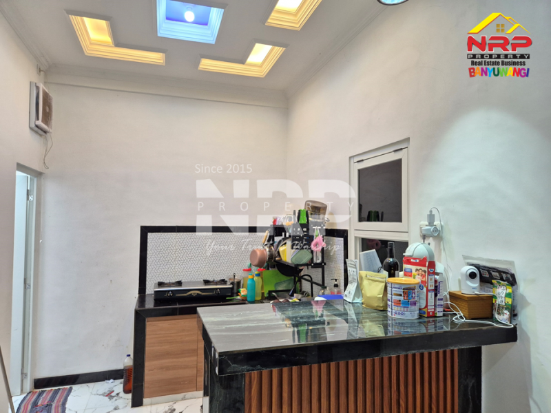 Dijual Rumah Minimalis di Mendut Regency - Banyuwangi   Dijual Rumah Minimalis di Mendut Regency - Banyuwangi   Dijual Rumah Minimalis di Mendut Regency - Banyuwangi&nbsp;&nbsp;
Lingkungan perumahan aman, tenang, dan akses mudah kemana-mana.&nbsp;
Perumahan di pusat NRP BANYUWANGI