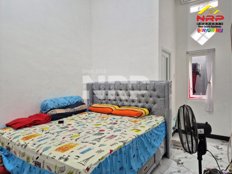 Dijual Rumah Minimalis di Mendut Regency - Banyuwangi   Dijual Rumah Minimalis di Mendut Regency - Banyuwangi   Dijual Rumah Minimalis di Mendut Regency - Banyuwangi&nbsp;&nbsp;
Lingkungan perumahan aman, tenang, dan akses mudah kemana-mana.&nbsp;
Perumahan di pusat NRP BANYUWANGI