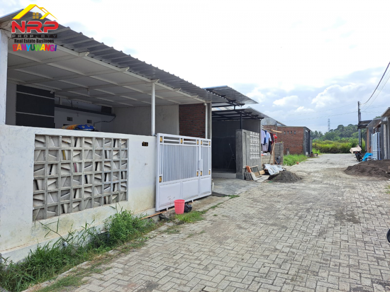 Dijual Rumah Minimalis  di Perum. Adimas Giri  - Bwi Dijual Rumah Minimalis  di Perum. Adimas Giri  - Bwi Dijual Rumah Minimalis&nbsp; di Perum. Adimas Giri&nbsp; - Bwi
Akses Jln. Utama Raden Wijaya&nbsp;
One Get Sistem , Cocok untuk rumah hunian.

Luas Tanah NRP BANYUWANGI