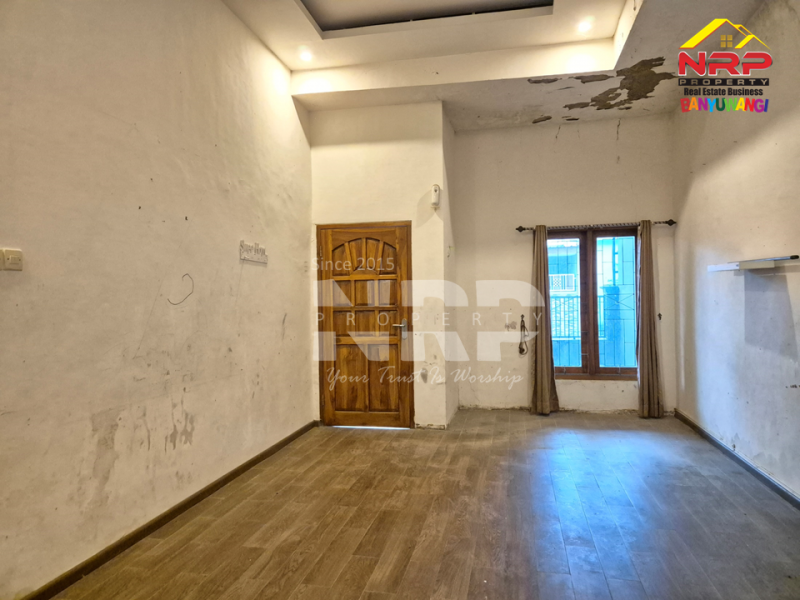 Dijual Rumah Minimalis di Perum. GPI Rogojampi - Banyuwangi Dijual Rumah Minimalis di Perum. GPI Rogojampi - Banyuwangi Dijual Rumah Minimalis di Perum. GPI Rogojampi - Banyuwangi
Hunian Strategis dekat dengan fasilitas perbelanjaan dan pasar rogojampi

Luas Tanah : 84 NRP BANYUWANGI