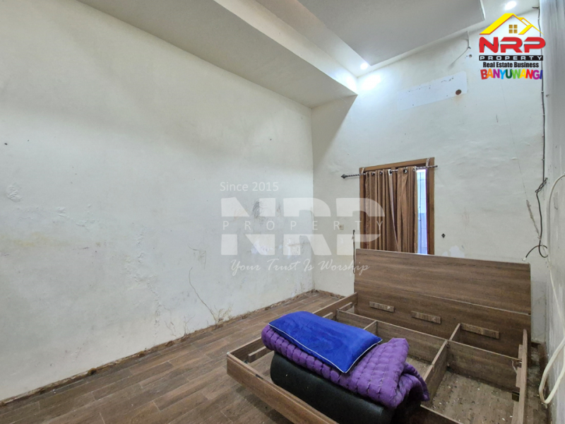 Dijual Rumah Minimalis di Perum. GPI Rogojampi - Banyuwangi Dijual Rumah Minimalis di Perum. GPI Rogojampi - Banyuwangi Dijual Rumah Minimalis di Perum. GPI Rogojampi - Banyuwangi
Hunian Strategis dekat dengan fasilitas perbelanjaan dan pasar rogojampi

Luas Tanah : 84 NRP BANYUWANGI