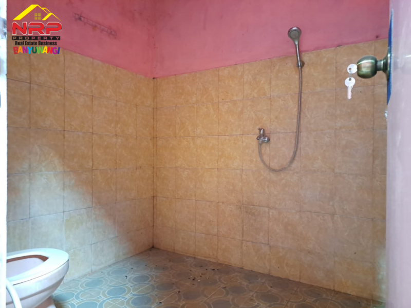 Dijual Rumah Minimalis di Perum. Vila Sukowidi - Banyuwangi  Dijual Rumah Minimalis di Perum. Vila Sukowidi - Banyuwangi  Dijual Rumah Minimalis di Perum. Vila Sukowidi - Banyuwangi&nbsp;
Lingkungan aman dan nyaman. Cocok untuk hunian.&nbsp;

Luas Tanah 72 M2 SHM
Luas Bangunan NRP BANYUWANGI