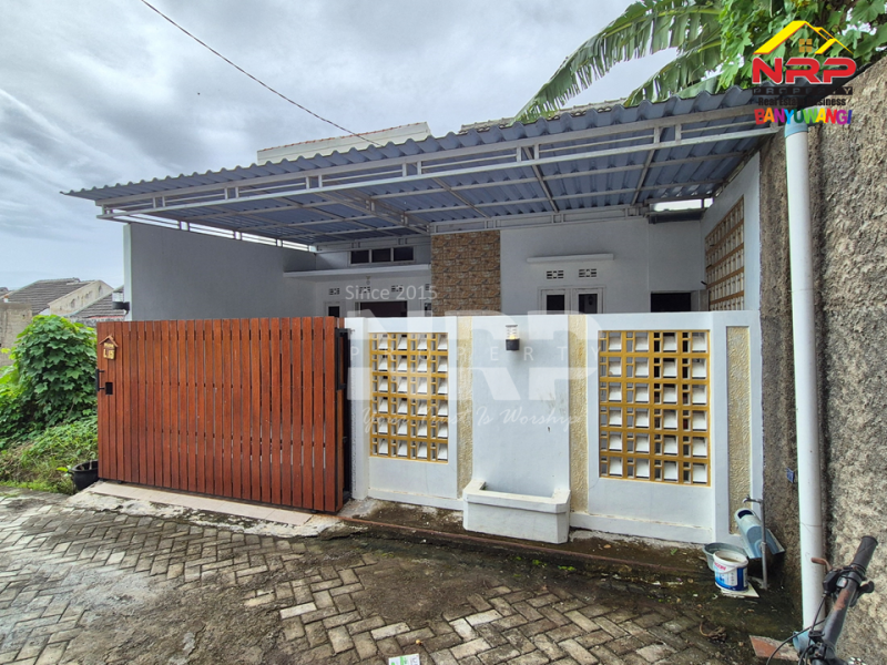 Dijual Rumah Minimalis Full Furniture di Perum. Adimas Rogojampi  Dijual Rumah Minimalis Full Furniture di Perum. Adimas Rogojampi  Dijual Rumah Minimalis Full Furniture di Perum. Adimas Rogojampi&nbsp;
Cocok untuk hunian, Dekat dengan Pusat Pendidikan dan Perbelanjaan NRP BANYUWANGI