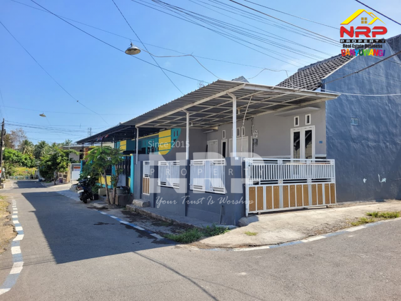 Dijual Rumah Minimalis hook 1,5 lantai akses Jalan Gajahmada, Singonegaran - Banyuwangi  Dijual Rumah Minimalis hook 1,5 lantai akses Jalan Gajahmada, Singonegaran - Banyuwangi  Dijual Rumah Minimalis hook 1,5 lantai akses Jalan Gajahmada, Singonegaran - Banyuwangi&nbsp;
Rumah siap huni, hook minimalis cocok untuk rumah hunian di NRP BANYUWANGI