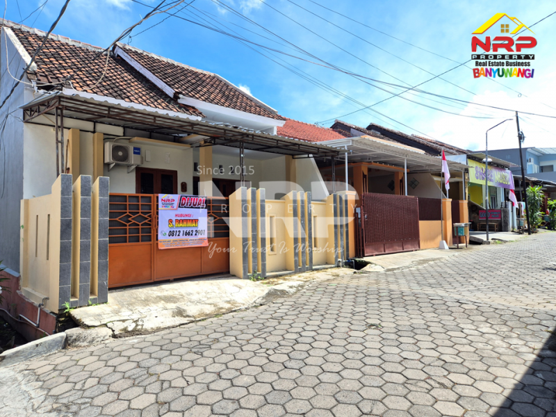 Dijual Rumah Minimalis Hook 200 Jutaan Kawasan Perumahan di Tamanbaru - Banyuwangi Dijual Rumah Minimalis Hook 200 Jutaan Kawasan Perumahan di Tamanbaru - Banyuwangi Dijual Rumah Minimalis Hook 200 Jutaan Kawasan Perumahan di Tamanbaru - Banyuwangi
Lokasi di Pusat Kota Banyuwangi. Belakang Kampus Untag&nbsp;
Sangat Cocok NRP BANYUWANGI