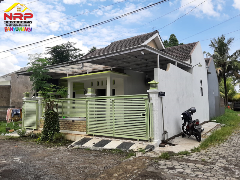 Dijual Rumah Minimalis Hook beserta Tanah Kavling  di Perum. Puri Rogojampi  Dijual Rumah Minimalis Hook beserta Tanah Kavling  di Perum. Puri Rogojampi  Dijual Rumah Minimalis Hook beserta Tanah Kavling&nbsp; di Perum. Puri Rogojampi&nbsp;
Cocok untuk hunian, Dekat dengan Pusat Pendidikan dan Perbelanjaan NRP BANYUWANGI