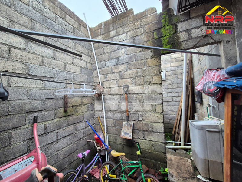 Dijual Rumah Minimalis Hook di Kawasan Perumahan Jajag - Banyuwangi Dijual Rumah Minimalis Hook di Kawasan Perumahan Jajag - Banyuwangi Dijual Rumah Minimalis Hook di Kawasan Perumahan Jajag - Banyuwangi&nbsp;
Perumahan one get system, Akses Jl. Jajag- Bangorejo&nbsp;

LT/LB = 94/94 NRP BANYUWANGI