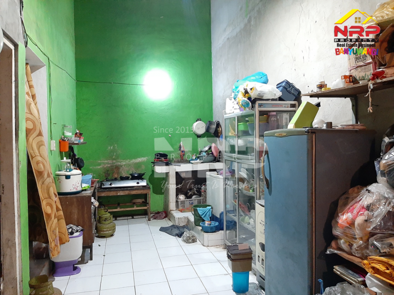 Dijual Rumah Minimalis Hook  di Kertosari - Banyuwangi  Dijual Rumah Minimalis Hook  di Kertosari - Banyuwangi  Dijual Rumah Minimalis Hook&nbsp; di Kertosari - Banyuwangi&nbsp;
Terletak di kawasan bisnis aktif, ramai dan padat penduduk.&nbsp;
Lokasi sangat dekat NRP BANYUWANGI