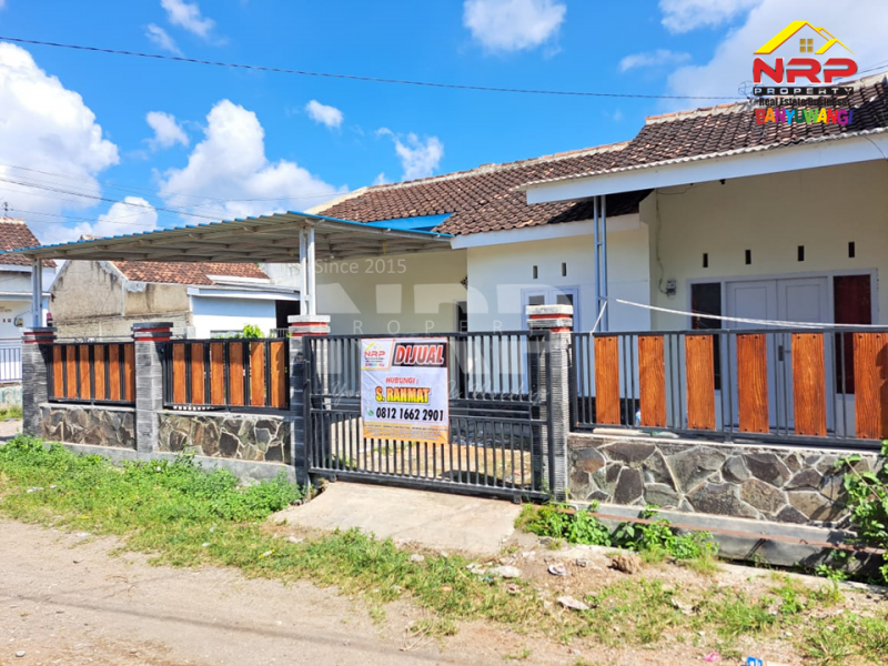 Dijual Rumah Minimalis Hook di Perum. Graha Rogojampi Indah Dijual Rumah Minimalis Hook di Perum. Graha Rogojampi Indah Dijual Rumah Minimalis Hook di Perum. Graha Rogojampi Indah
Cocok untuk hunian, Dekat dengan Pusat Pendidikan dan Perbelanjaan Rogojampi.&nbsp;

Luas Tanah NRP BANYUWANGI