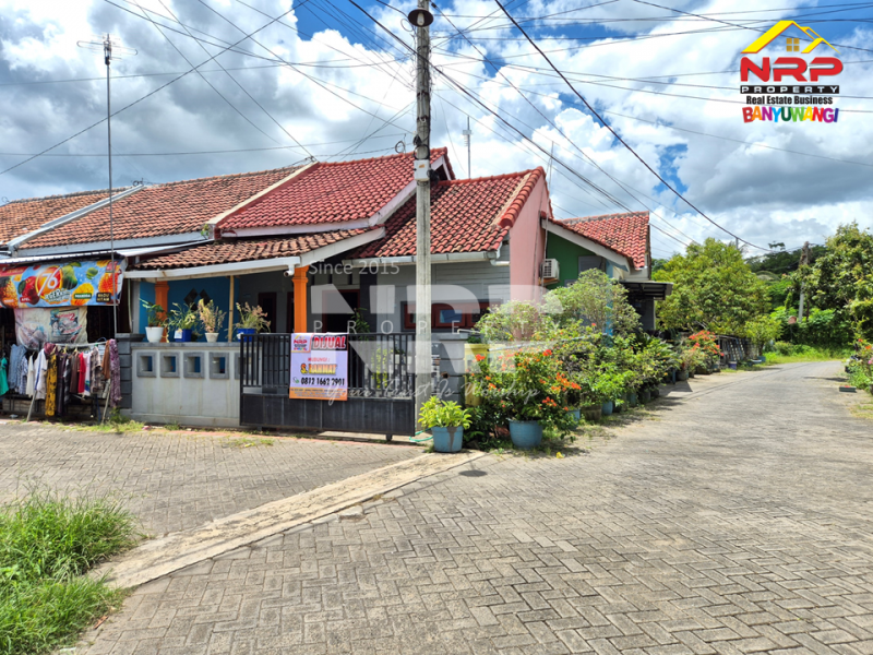 Dijual Rumah Minimalis Hook di Sebelah Hotel El Royal Banyuwangi  Dijual Rumah Minimalis Hook di Sebelah Hotel El Royal Banyuwangi  Dijual Rumah Minimalis Hook di Sebelah Hotel El Royal Banyuwangi&nbsp;
Lokasi Sangat Strategis Dekat dengan Banyuwangi Park dan Fasilitas Pendidikan NRP BANYUWANGI