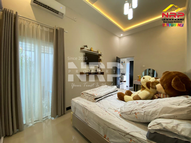 Dijual Rumah Minimalis Modern di Banyuwangi Kota  Dijual Rumah Minimalis Modern di Banyuwangi Kota  Dijual Rumah Minimalis Modern di Banyuwangi Kota&nbsp;
Perumahan strategis berada di Pusat Kota, Dekat dengan fasilitas pendidikan, perbelanjaan dan fasilitas NRP BANYUWANGI