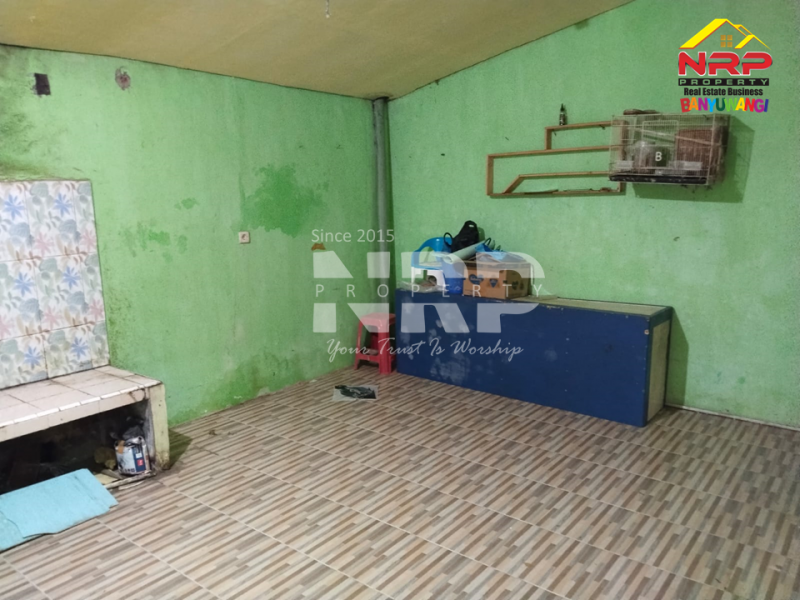 Dijual Rumah minimalis murah di Kertosari Banyuwangi  Dijual Rumah minimalis murah di Kertosari Banyuwangi  Dijual Rumah minimalis murah di Kertosari Banyuwangi&nbsp;
Terletak di kawasan bisnis aktif, ramai dan padat penduduk.&nbsp;
Lokasi sangat dekat dengan NRP BANYUWANGI