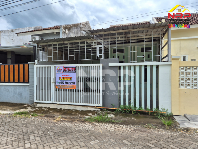 Dijual Rumah Minimalis Murah di Rogojampi - Banyuwangi  Dijual Rumah Minimalis Murah di Rogojampi - Banyuwangi  Dijual Rumah Minimalis Murah di Rogojampi - Banyuwangi&nbsp;
Hunian Strategis dekat dengan fasilitas perbelanjaan dan pasar rogojampi

Luas Tanah : 74 M2 NRP BANYUWANGI