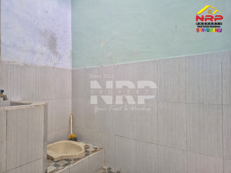 Dijual Rumah Minimalis Murah di Rogojampi - Banyuwangi  Dijual Rumah Minimalis Murah di Rogojampi - Banyuwangi  Dijual Rumah Minimalis Murah di Rogojampi - Banyuwangi&nbsp;
Hunian Strategis dekat dengan fasilitas perbelanjaan dan pasar rogojampi

Luas Tanah : 74 M2 NRP BANYUWANGI