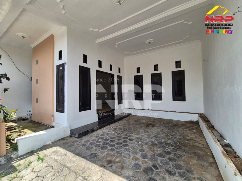 Dijual Rumah Minimalis Murah Siap Huni di Sobo - Banyuwangi  Dijual Rumah Minimalis Murah Siap Huni di Sobo - Banyuwangi  Dijual Rumah Minimalis Murah Siap Huni di Sobo - Banyuwangi&nbsp;
Hunian strategis, berada di dekat pintu masuk perumahan, tidak dekat dengan genangan NRP BANYUWANGI