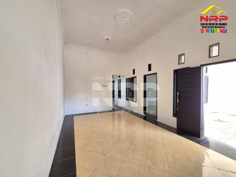 Dijual Rumah Minimalis Murah Siap Huni di Sobo - Banyuwangi  Dijual Rumah Minimalis Murah Siap Huni di Sobo - Banyuwangi  Dijual Rumah Minimalis Murah Siap Huni di Sobo - Banyuwangi&nbsp;
Hunian strategis, berada di dekat pintu masuk perumahan, tidak dekat dengan genangan NRP BANYUWANGI