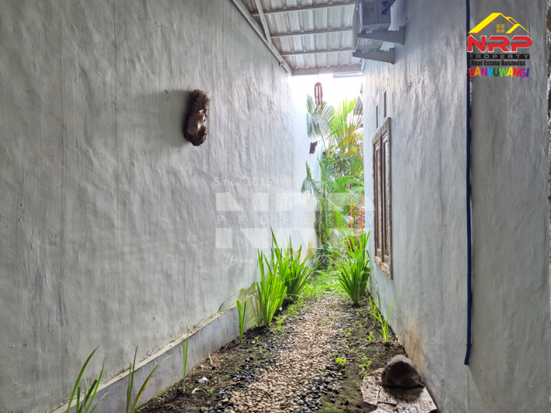 Dijual Rumah Minimalis Pojok Full Furniture Siap Huni di Perum. GPI Rogojampi - Banyuwangi Dijual Rumah Minimalis Pojok Full Furniture Siap Huni di Perum. GPI Rogojampi - Banyuwangi Dijual Rumah Minimalis Pojok Full Furniture Siap Huni di Perum. GPI Rogojampi - Banyuwangi
Hunian Strategis dekat dengan fasilitas perbelanjaan dan pasar NRP BANYUWANGI