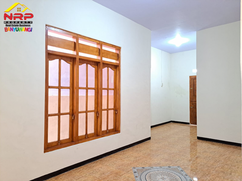Dijual Rumah Minimalis Siap Huni 100 Meter dari Jalan Kepiting - Banyuwangi  Dijual Rumah Minimalis Siap Huni 100 Meter dari Jalan Kepiting - Banyuwangi  Dijual Rumah Minimalis Siap Huni 100 Meter dari Jalan Kepiting - Banyuwangi
Terletak dikawasan sentra bisnis dan kuliner, pendidikan, dan pertokoan.
Cocok NRP BANYUWANGI