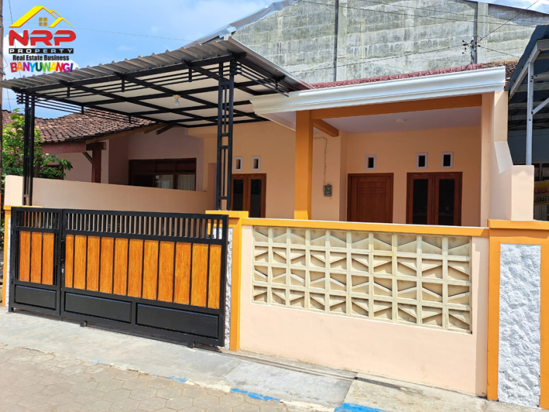 Dijual Rumah Minimalis Siap Huni 100 Meter dari Jalan Kepiting - Banyuwangi  Dijual Rumah Minimalis Siap Huni 100 Meter dari Jalan Kepiting - Banyuwangi  Dijual Rumah Minimalis Siap Huni 100 Meter dari Jalan Kepiting - Banyuwangi
Terletak dikawasan sentra bisnis dan kuliner, pendidikan, dan pertokoan.
Cocok NRP BANYUWANGI