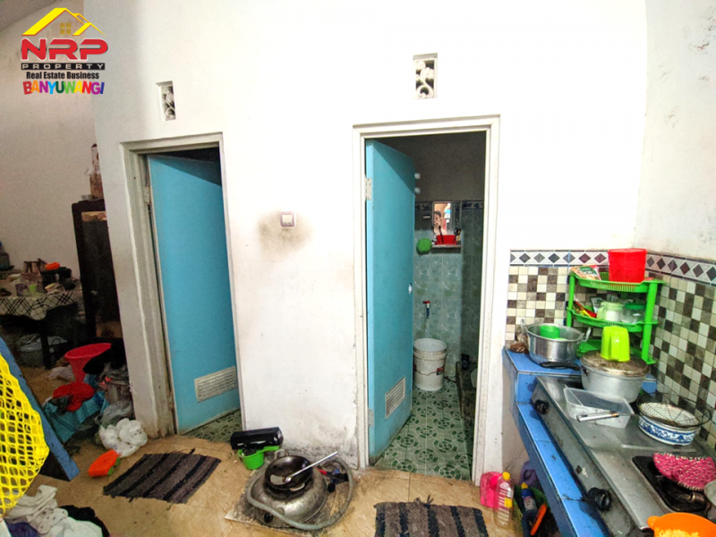 Dijual Rumah Minimalis Siap Huni di Belakang Hotel Ilira - Banyuwangi  Dijual Rumah Murah  Siap Huni di Belakang Hotel Ilira - Banyuwangi  Dijual Rumah Minimalis Siap Huni di Belakang Hotel Ilira - Banyuwangi&nbsp;
Akses Jalan Utama dari Jl. YOS SUDARSO&nbsp;
Cocok Untuk Investasi maupun NRP BANYUWANGI