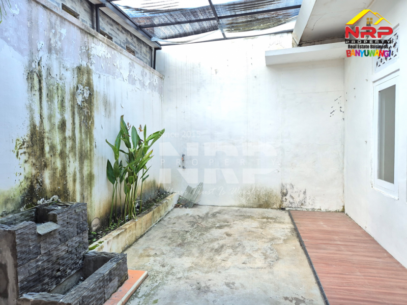 Dijual Rumah Minimalis Siap Huni di Belakang Hotel Kokoon Banyuwangi  Dijual Rumah Minimalis Siap Huni di Belakang Hotel Kokoon Banyuwangi  Dijual Rumah Minimalis Siap Huni di Belakang Hotel Kokoon Banyuwangi&nbsp;
Lokasi Strategis, Nyaman, Sejuk dan Asri. Dekat dengan kawasan wisata Banyuwangi NRP BANYUWANGI