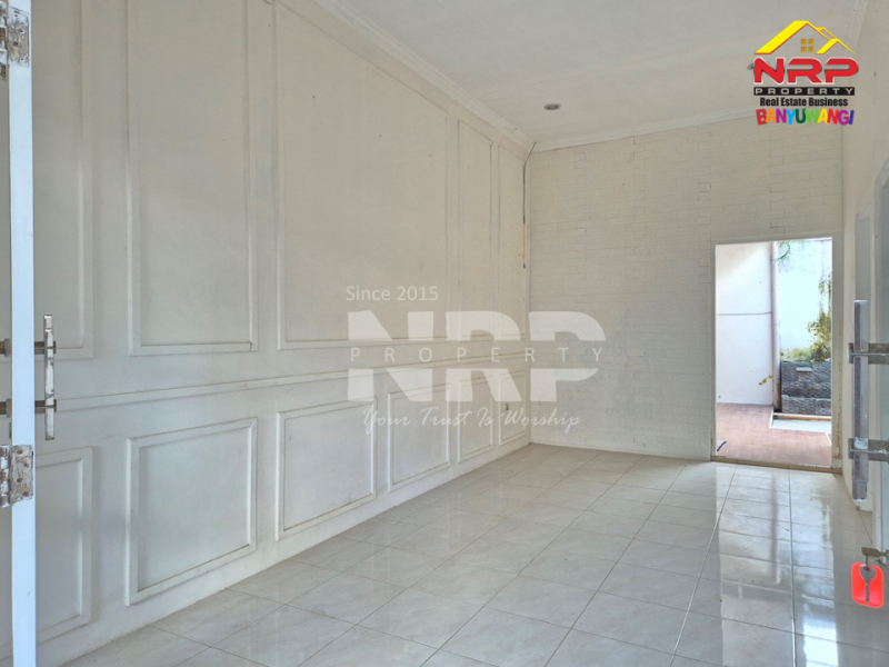 Dijual Rumah Minimalis Siap Huni di Belakang Hotel Kokoon Banyuwangi  Dijual Rumah Minimalis Siap Huni di Belakang Hotel Kokoon Banyuwangi  Dijual Rumah Minimalis Siap Huni di Belakang Hotel Kokoon Banyuwangi&nbsp;
Lokasi Strategis, Nyaman, Sejuk dan Asri. Dekat dengan kawasan wisata Banyuwangi NRP BANYUWANGI