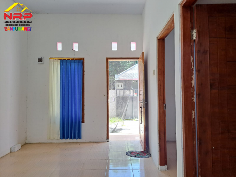 Dijual Rumah Minimalis Siap Huni di Perum. Taman Permata Hijau - Banyuwangi Dijual Rumah Minimalis Siap Huni di Perum. Taman Permata Hijau - Banyuwangi Dijual Rumah Minimalis Siap Huni di Perum. Taman Permata Hijau - Banyuwangi
Hunian minimalis dilingkungan yang masih asri dan nyaman.
Akses Jalan Depan NRP BANYUWANGI