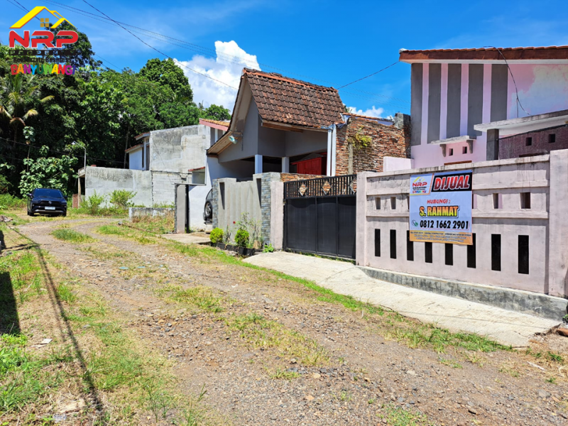 Dijual Rumah Minimalis Siap Huni di Perum. Taman Permata Hijau - Banyuwangi Dijual Rumah Minimalis Siap Huni di Perum. Taman Permata Hijau - Banyuwangi Dijual Rumah Minimalis Siap Huni di Perum. Taman Permata Hijau - Banyuwangi
Hunian minimalis dilingkungan yang masih asri dan nyaman.
Akses Jalan Depan NRP BANYUWANGI
