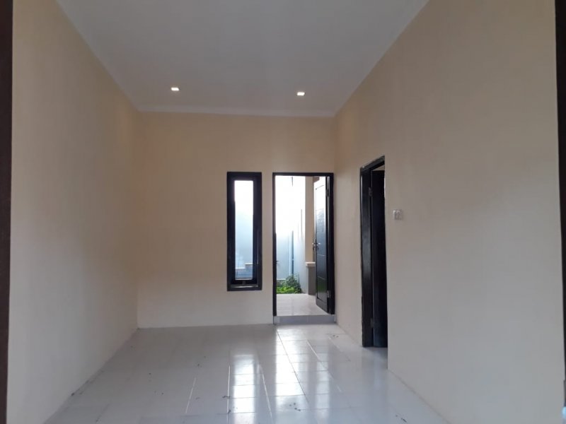 Dijual Rumah Minimalis Siap Huni di Perum Taman Permata Indah  Dijual Rumah Minimalis Siap Huni di Perum Taman Permata Indah  Banyuwangi  Dijual Rumah Minimalis Siap Huni di Perum Taman Permata Indah - BWI. Lokasi Strategis, Nyaman dan Asri dengan Akses jalan Aspal 1 Menit Dari Jalan NRP BANYUWANGI