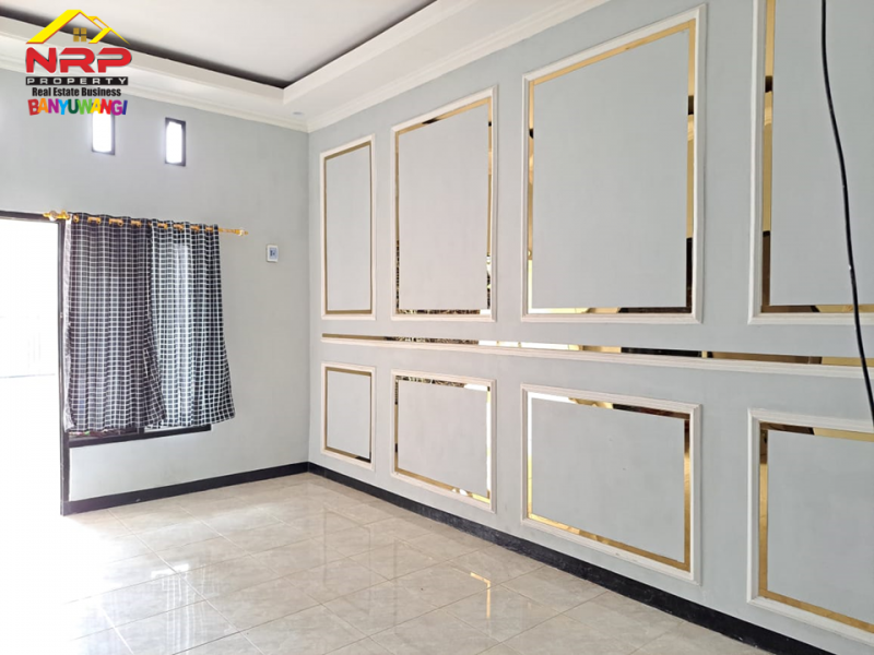 Dijual Rumah Minimalis Full Furniture Siap Huni di Gading Mas Permai Dijual Rumah 200 Jutaan Full Furniture di Dadapan Banyuwangi  Dijual Rumah Minimalis Siap Huni di Puri Gading Mas Permai - Banyuwangi&nbsp;
Akses Jln Raya Jember - Banyuwangi.&nbsp;
Lokasi sangat startegis dekat dengan NRP BANYUWANGI