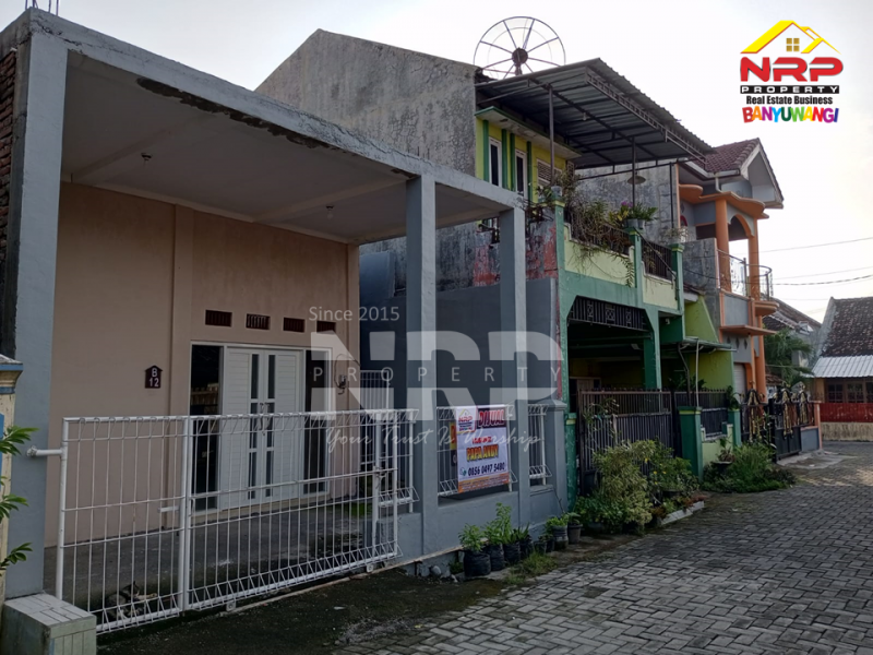 Dijual Rumah Minimalis Siap Huni di Sumberejo - Banyuwangi  Dijual Rumah Minimalis Siap Huni di Sumberejo - Banyuwangi  Dijual Rumah Minimalis Siap Huni di Sumberejo - Banyuwangi&nbsp;
Dekat dengan Satpas Polresta Banyuwangi, Dekat dengan Masjid Chengho&nbsp;&nbsp;
Cocok untuk NRP BANYUWANGI