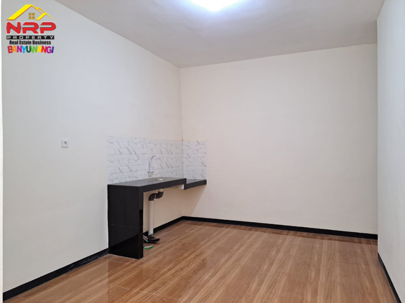 Dijual Rumah Minimalis Siap Huni di Utara eL Royal Hotel & Jatim Park Banyuwangi Dijual Rumah Minimalis Siap Huni di Utara eL Royal Hotel & Jatim Park Banyuwangi Dijual Rumah Minimalis Siap Huni di Utara eL Royal Hotel & Jatim Park Banyuwangi
Lokasi Sangat Strategis di Lingkungan yang Sedang Berkembang dan SangaT NRP BANYUWANGI