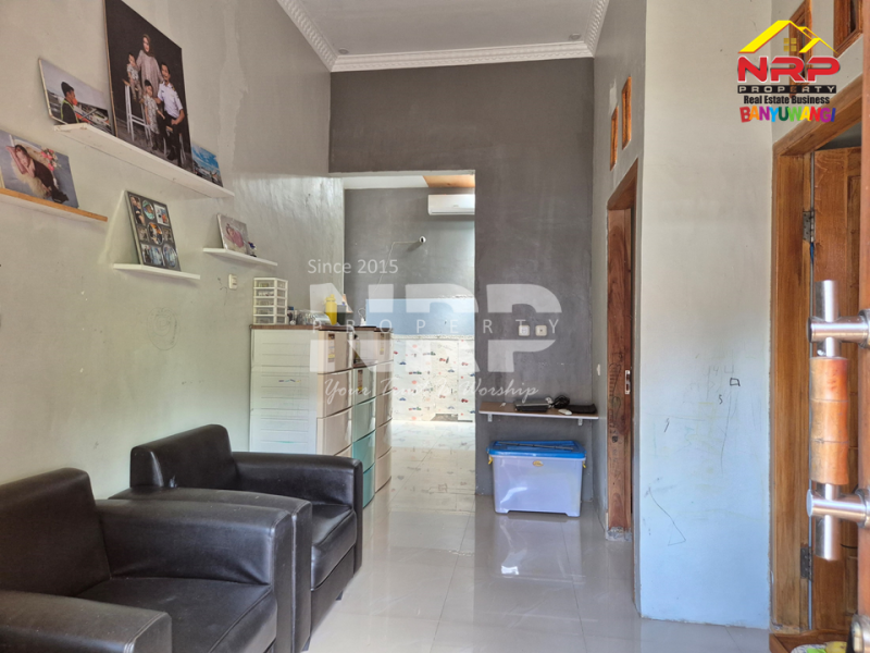 Dijual Rumah Minimalis Siap Huni semi Furniture di Rogojampi - Banyuwangi  Dijual Rumah Minimalis Siap Huni semi Furniture di Rogojampi - Banyuwangi  Dijual Rumah Minimalis Siap Huni semi Furniture di Rogojampi - Banyuwangi&nbsp;
Lingkungan sudah hidup, aman & nyaman. Dekat Bandara Blimbingsari, NRP BANYUWANGI