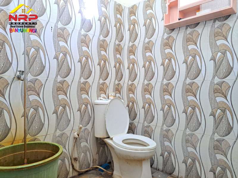 Dijual Rumah Modern 2 Lantai di Vila Mutiara Hijau Kertosari - Banyuwangi Dijual Rumah Modern 2 Lantai di Vila Mutiara Hijau Kertosari - Banyuwangi Dijual Rumah Modern 2 Lantai di Vila Mutiara Hijau Kertosari - Banyuwangi&nbsp;
Terletak di kawasan bisnis aktif, ramai dan padat penduduk.&nbsp;
Lokasi NRP BANYUWANGI