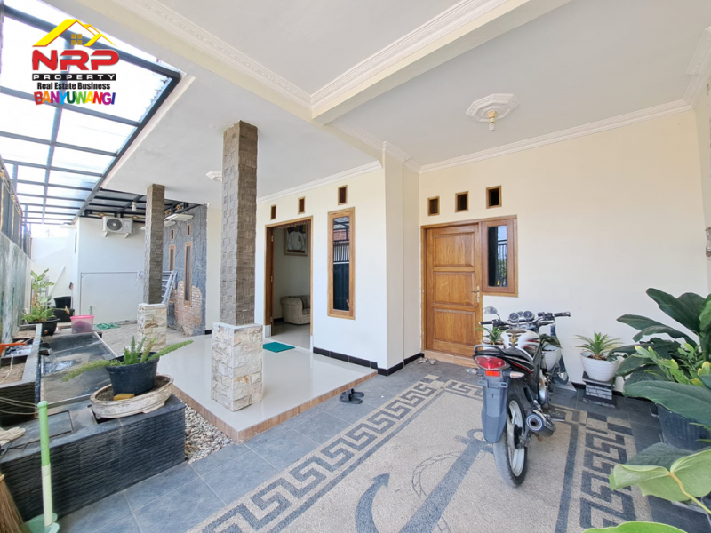 Dijual Rumah Modern 2 Lantai di Vila Mutiara Hijau Kertosari - Banyuwangi Dijual Rumah Modern 2 Lantai di Vila Mutiara Hijau Kertosari - Banyuwangi Dijual Rumah Modern 2 Lantai di Vila Mutiara Hijau Kertosari - Banyuwangi&nbsp;
Terletak di kawasan bisnis aktif, ramai dan padat penduduk.&nbsp;
Lokasi NRP BANYUWANGI