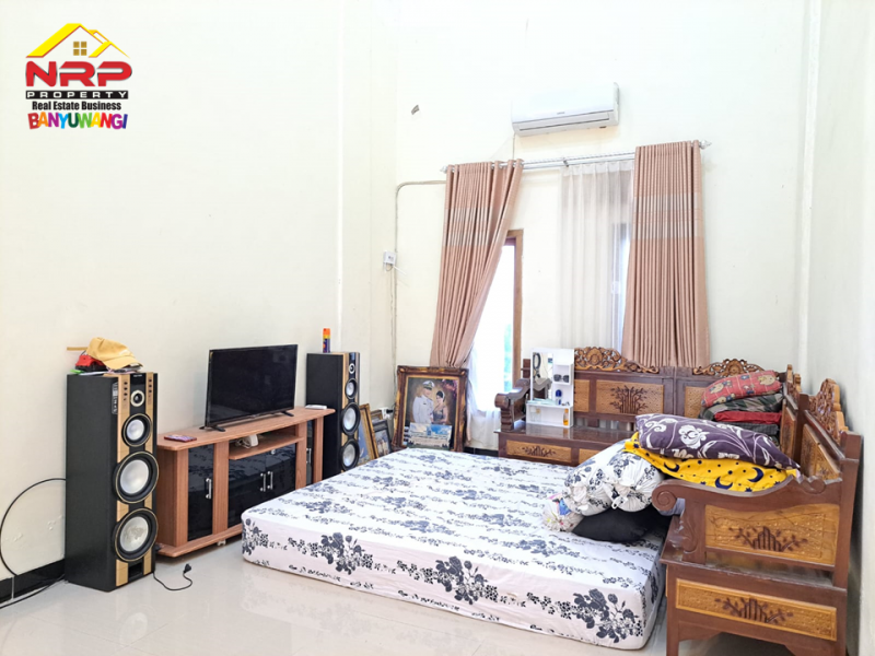 Dijual Rumah Modern 2 Lantai di Vila Mutiara Hijau Kertosari - Banyuwangi Dijual Rumah Modern 2 Lantai di Vila Mutiara Hijau Kertosari - Banyuwangi Dijual Rumah Modern 2 Lantai di Vila Mutiara Hijau Kertosari - Banyuwangi&nbsp;
Terletak di kawasan bisnis aktif, ramai dan padat penduduk.&nbsp;
Lokasi NRP BANYUWANGI