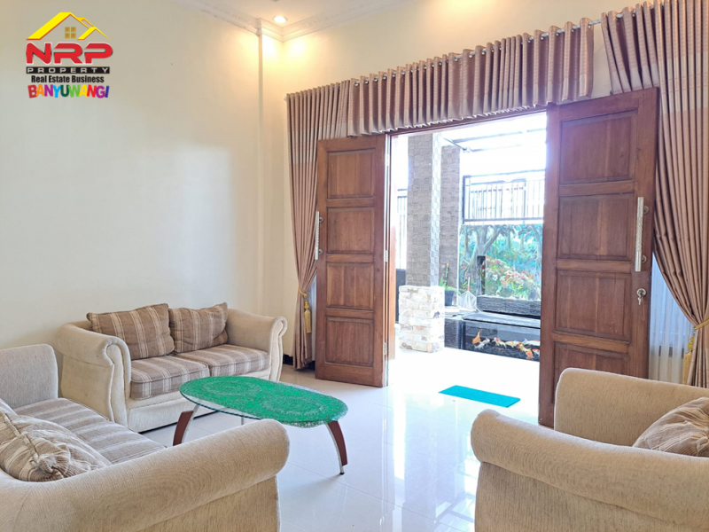 Dijual Rumah Modern 2 Lantai di Vila Mutiara Hijau Kertosari - Banyuwangi Dijual Rumah Modern 2 Lantai di Vila Mutiara Hijau Kertosari - Banyuwangi Dijual Rumah Modern 2 Lantai di Vila Mutiara Hijau Kertosari - Banyuwangi&nbsp;
Terletak di kawasan bisnis aktif, ramai dan padat penduduk.&nbsp;
Lokasi NRP BANYUWANGI