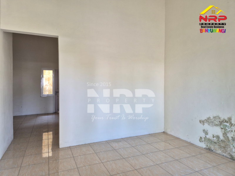 Dijual Rumah Modern Hook di Genteng- Banyuwangi  Dijual Rumah Modern Hook di Genteng- Banyuwangi  Dijual Rumah Modern Hook di Genteng- Banyuwangi&nbsp;
Punya value, punya lokasi yang strategis, berada dikawasan perumahan.&nbsp;
Gatewaynya langsung jln NRP BANYUWANGI