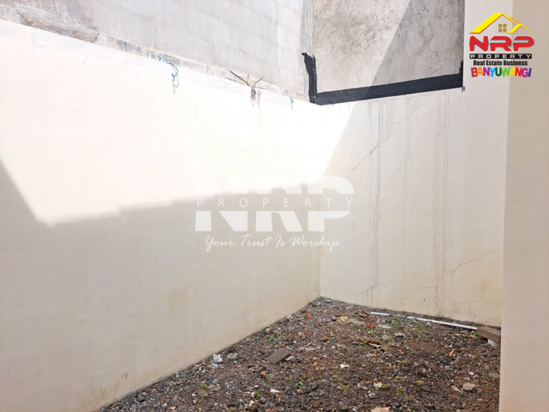 Dijual Rumah Modern Minimalis di Kawasan Perumahan Elit Klatak - Banyuwangi  Dijual Rumah Modern Minimalis di Kawasan Perumahan Elit Klatak - Banyuwangi  Dijual Rumah Modern Minimalis di Kawasan Perumahan Elit Klatak - Banyuwangi&nbsp;
One get sistem dengan Security. Lingkungan nyaman dan aman.&nbsp;
Dekat NRP BANYUWANGI