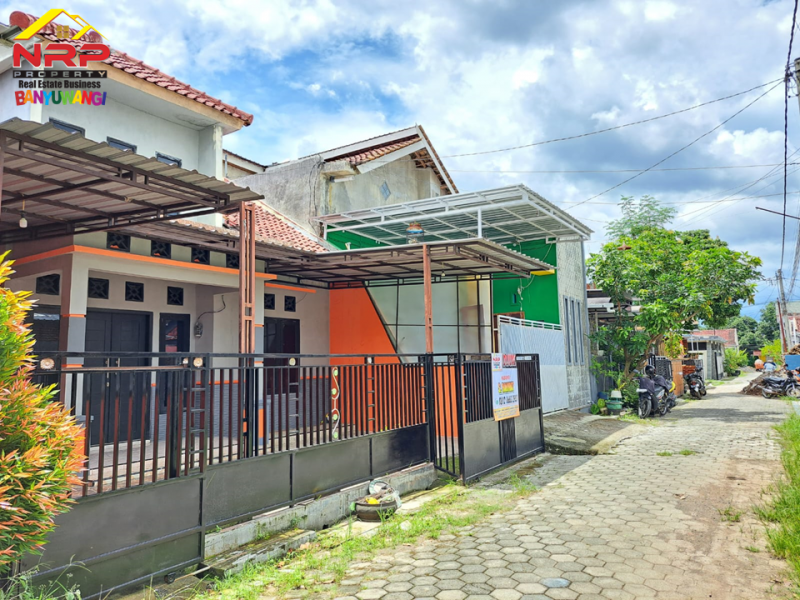 Dijual Rumah Modern Minimalis Siap Huni Di Perum. Puri Brawijaya Banyuwangi Dijual Rumah Modern Minimalis Siap Huni Di Perum. Puri Brawijaya Banyuwangi Dijual Rumah Modern Minimalis Siap Huni Di Perum. Puri Brawijaya Banyuwangi
Hunian Strategis Pusat Kota dengan Lingkungan sejuk, asri dan mudah NRP BANYUWANGI