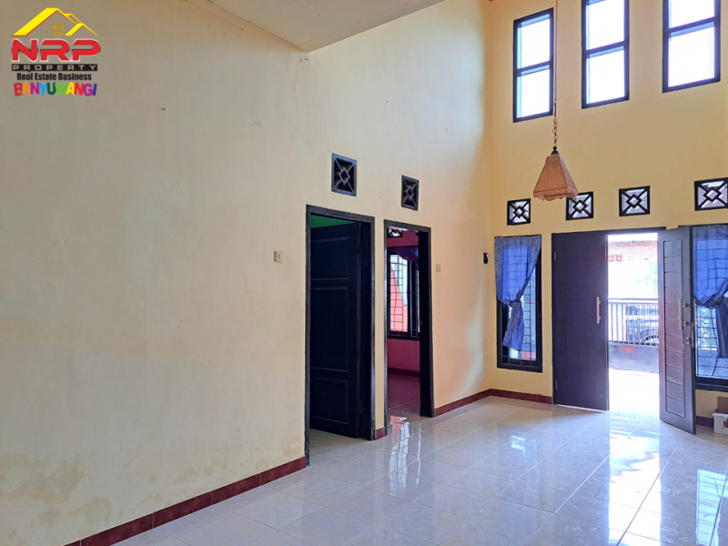 Dijual Rumah Modern Minimalis Siap Huni Di Perum. Puri Brawijaya Banyuwangi Dijual Rumah Modern Minimalis Siap Huni Di Perum. Puri Brawijaya Banyuwangi Dijual Rumah Modern Minimalis Siap Huni Di Perum. Puri Brawijaya Banyuwangi
Hunian Strategis Pusat Kota dengan Lingkungan sejuk, asri dan mudah NRP BANYUWANGI