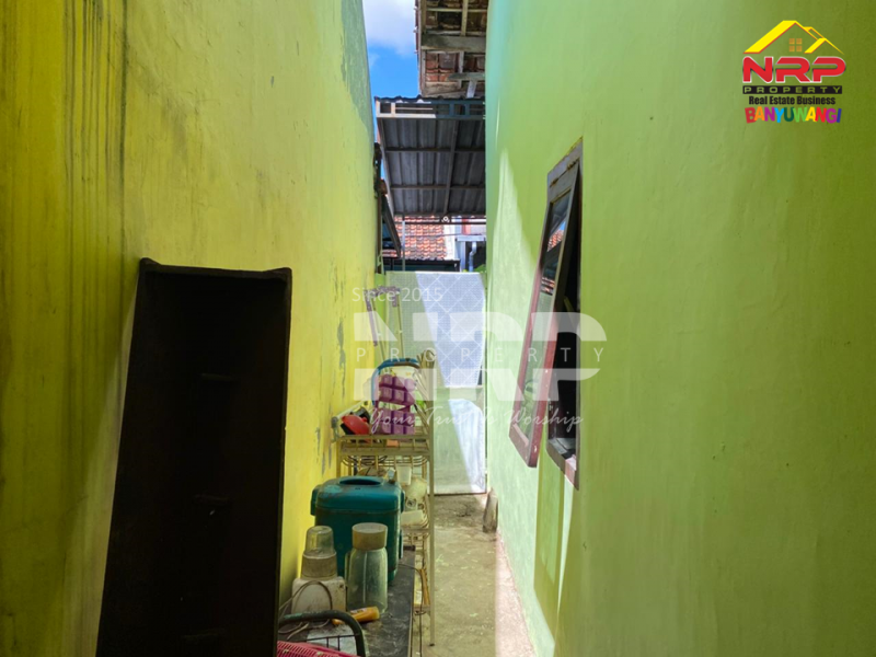 DIJUAL RUMAH MURAH 200 JUTAA MINIMALIS SUKOWIDI, BANYUWANGI DIJUAL RUMAH MURAH 200 JUTAA MINIMALIS SUKOWIDI, BANYUWANGI DIJUAL RUMAH MINIMALIS &ndash; SUKOWIDI, BANYUWANGI
Hunian nyaman, lokasi strategis, dekat pusat kota & fasilitas umum.

Luas Tanah :86 M2&nbsp;
Luas NRP BANYUWANGI