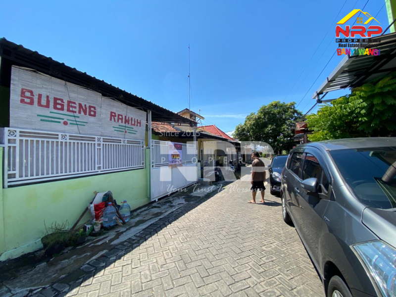 DIJUAL RUMAH MURAH 200 JUTAA MINIMALIS SUKOWIDI, BANYUWANGI DIJUAL RUMAH MURAH 200 JUTAA MINIMALIS SUKOWIDI, BANYUWANGI DIJUAL RUMAH MINIMALIS &ndash; SUKOWIDI, BANYUWANGI
Hunian nyaman, lokasi strategis, dekat pusat kota & fasilitas umum.

Luas Tanah :86 M2&nbsp;
Luas NRP BANYUWANGI