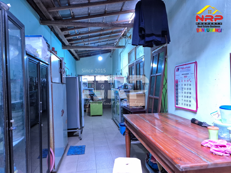 Dijual Rumah murah di Singonegaran Banyuwangi Kota Dijual Rumah murah di Singonegaran Banyuwangi Kota Cari rumah lokasi strategis dengan harga ramah kantong?
Ini dia! Dijual Rumah murah di Singonegaran Banyuwangi Kota, akses mudah ke pusat kota, sekolah, dan NRP BANYUWANGI