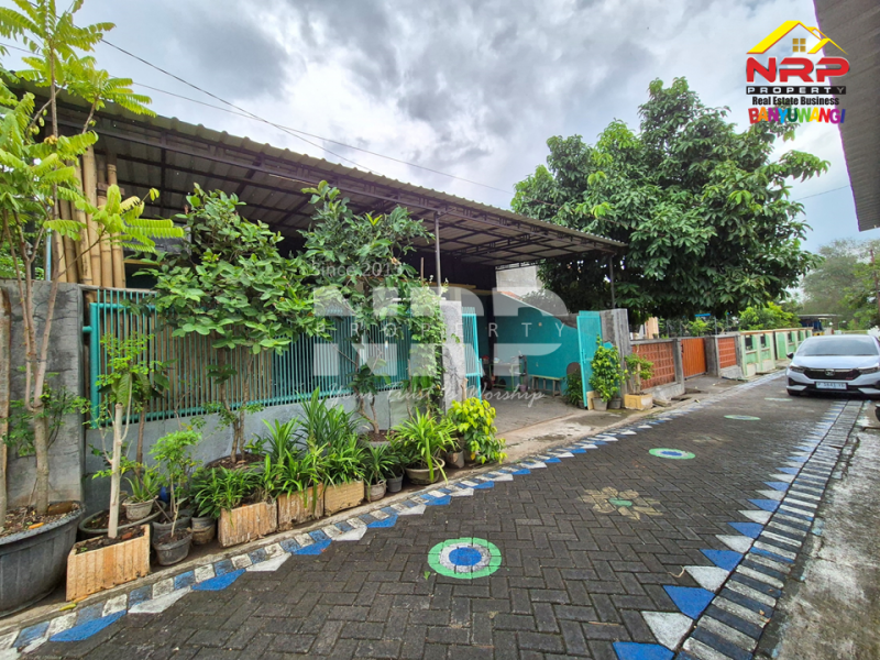 Dijual Rumah murah di Singonegaran Banyuwangi Kota Dijual Rumah murah di Singonegaran Banyuwangi Kota Cari rumah lokasi strategis dengan harga ramah kantong?
Ini dia! Dijual Rumah murah di Singonegaran Banyuwangi Kota, akses mudah ke pusat kota, sekolah, dan NRP BANYUWANGI