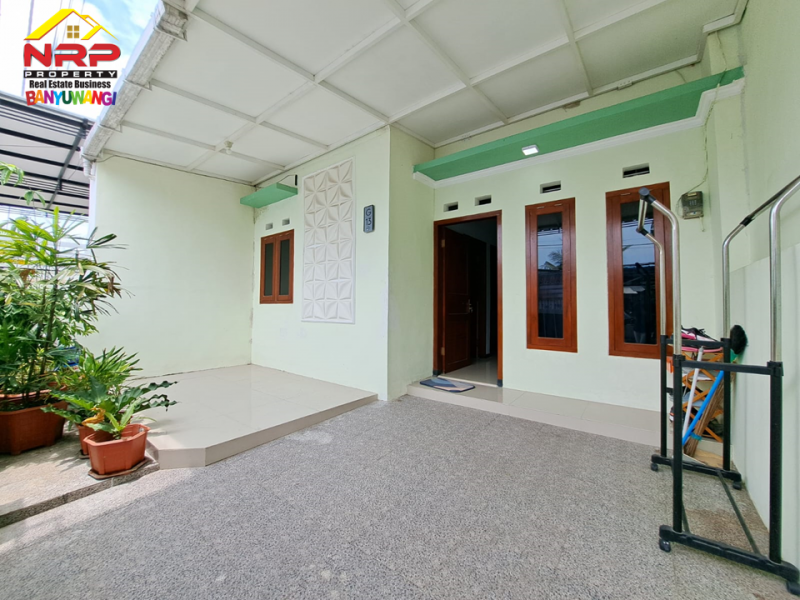 Dijual Rumah 200 jutaan Full Furniture di Perum Villa Kertosari - Banyuwangi Dijual Rumah 200 jutaan Full Furniture di Perum Villa Kertosari - Banyuwangi Dijual Rumah Cantik Full Furniture di Perum Villa Kertosari - Banyuwangi
Lokasi sangat nyaman dan cocok untuk tempat tinggal
Dekat Fasilitas Pendidikan, NRP BANYUWANGI