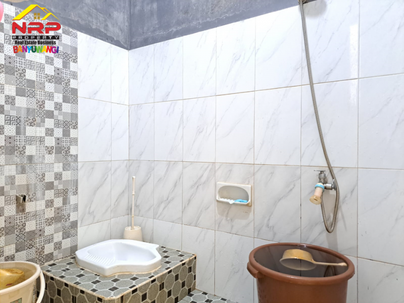 Dijual Rumah 200 jutaan Full Furniture di Perum Villa Kertosari - Banyuwangi Dijual Rumah 200 jutaan Full Furniture di Perum Villa Kertosari - Banyuwangi Dijual Rumah Cantik Full Furniture di Perum Villa Kertosari - Banyuwangi
Lokasi sangat nyaman dan cocok untuk tempat tinggal
Dekat Fasilitas Pendidikan, NRP BANYUWANGI