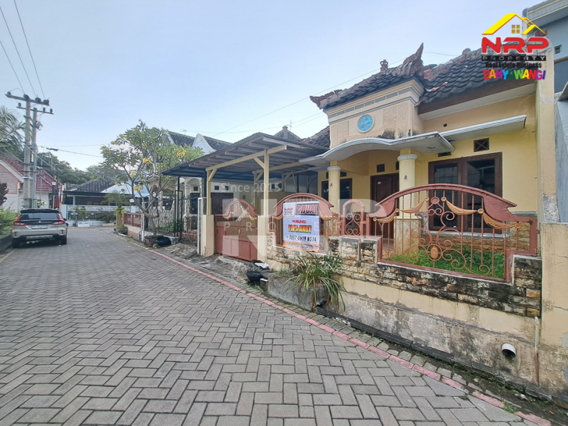 Dijual Rumah Murah Minimalis  di Perum. Mendut Regency - Banyuwangi  Dijual Rumah Murah Minimalis  di Perum. Mendut Regency - Banyuwangi  Dijual Rumah Murah Minimalis&nbsp; di Perum. Mendut Regency - Banyuwangi&nbsp;
Hunian Exclusive terletak di Kawasan Perumahan Elit di Pusat Kota NRP BANYUWANGI
