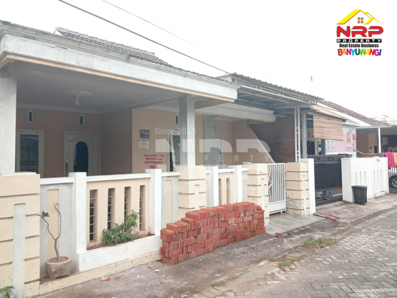 Dijual Rumah Murah Minimalis di Perum. Vila Bukit Mas - Bwi Dijual Rumah Murah Minimalis di Perum. Vila Bukit Mas - Bwi Dijual Rumah Murah Minimalis di Perum. Vila Bukit Mas - Bwi
Akses tepi Jalan MH. Thamrin Banyuwangi
One Get Sistem , Cocok untuk rumah hunian,lokasi sangat NRP BANYUWANGI